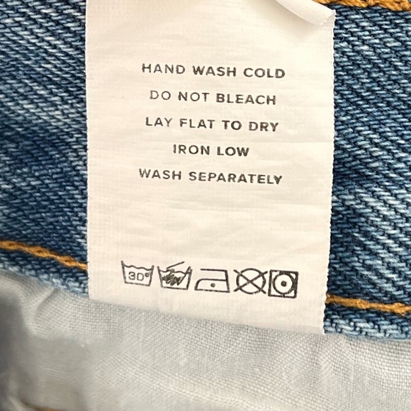 SUPERDOWN | Medium Wash Raw Hem Button Fly High Rise Denim Shorts | Size 26 - Picture 8 of 8